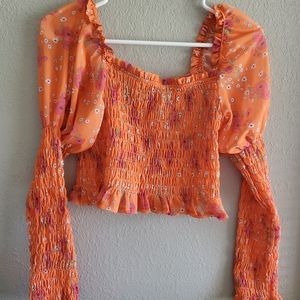 NWOT Boohoo orange floral puffy sleeve crop top